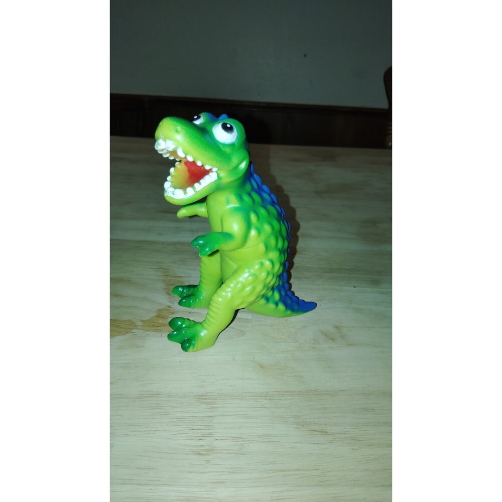 Kid Connection Dino Transport Set T-Rex Dinosaur only